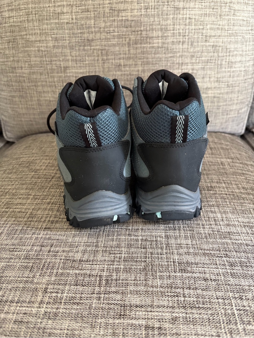 Merrell Women's Moab Hiking Boots - Picture 4 of 13